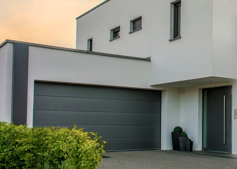 BleBox gateBox – nowoczesny dom z garażem i bramą. Inteligentne rozwiązania dla Twojego domu.