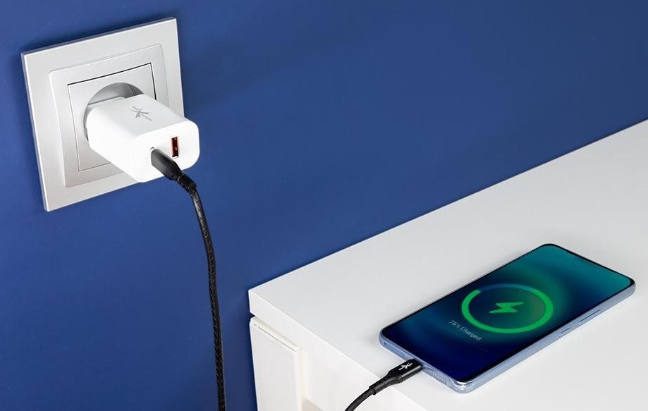 Kabel USB-C 50cm, czarny, ładowanie smartfona