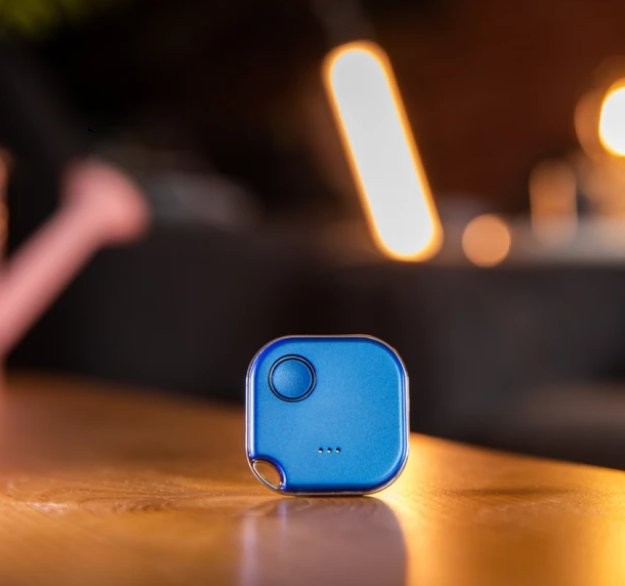Shelly Blu Button1 Blue Shelly Blu Button1 Blue – urządzenie do lokalizacji z przyciskiem i diodami LED