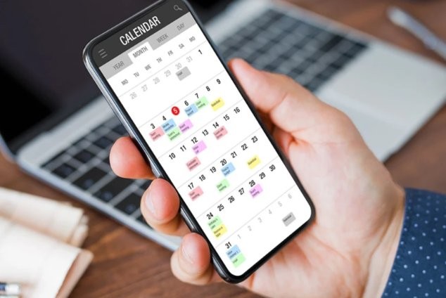 Shelly Pro Dimmer 1PM Shelly Pro Dimmer 1PM - sterowanie lampą za pomocą aplikacji na telefonie