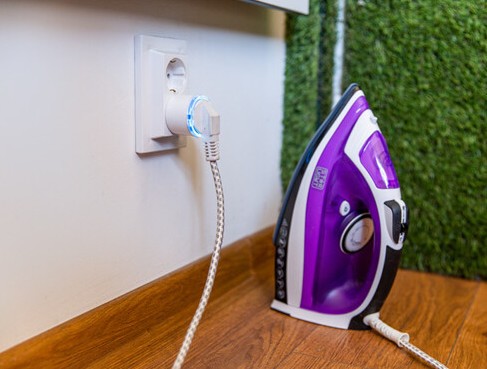 Shelly Plus Smoke Alarm Shelly Plus Smoke Alarm - inteligentny czujnik dymu do instalacji w pralce