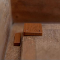 Shelly BLU DoorWindow - czujnik drzwiokien Bluetooth brązowy