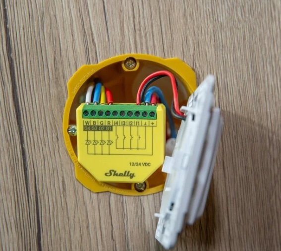 Shelly Plus RGBW PM moduł sterowania Moduł sterujący Shelly Plus RGBW PM, żółty, do podpięcia w ścianie