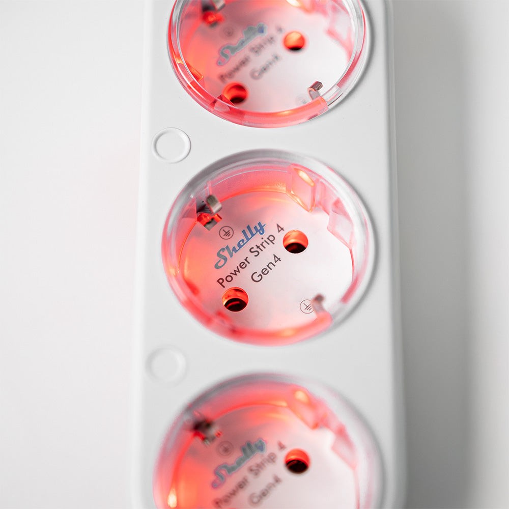 Shelly Power Strip 4 Gen4 - biały zasilacz Zigbee/Matter z włączonymi gniazdami