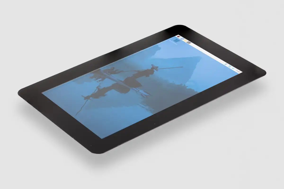 Ekran dotykowy Raspberry Pi 7 Raspberry Pi Touch Display 2 - ekran dotykowy 7" wraz z wyświetlanym multimediami