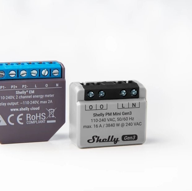 Shelly PM Mini Gen3 - urządzenie IoT do sterowania przekaźnikami wraz z Shelly EM