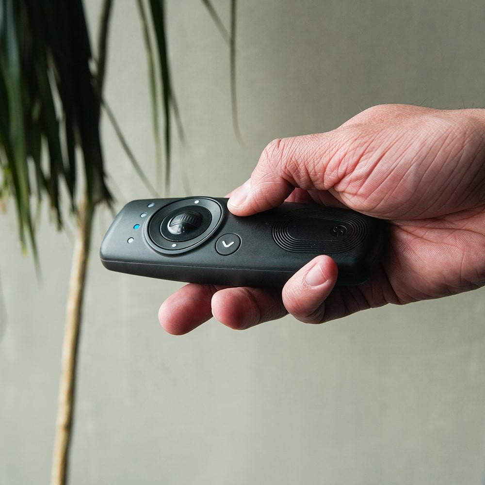 Shelly BLU Remote Control ZB- czarny Shelly BLU Remote Control ZB- black - kompaktowy kontroler do kamer z funkcją 360 stopni