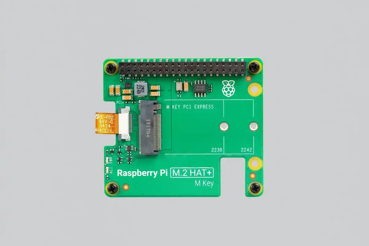 Raspberry Pi M.2 HAT+ Moduł M.2 HAT+ dla Raspberry Pi 5 - szybki transfer danych do dysków NVMe i akcesoriów PCIe