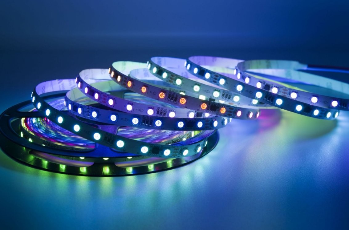 Taśma LED RGB 60D/m WS2811 12V 5m - spiralna konfiguracja diod SMD 5050
